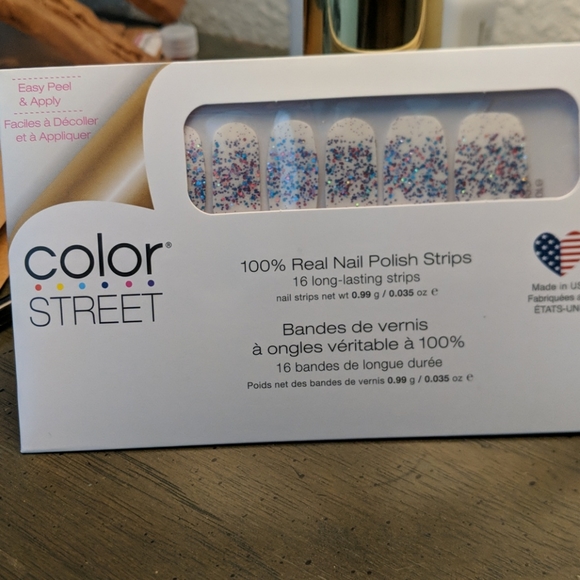 Color Street - Less Bitter, More Glitter overlay - Picture 2 of 4